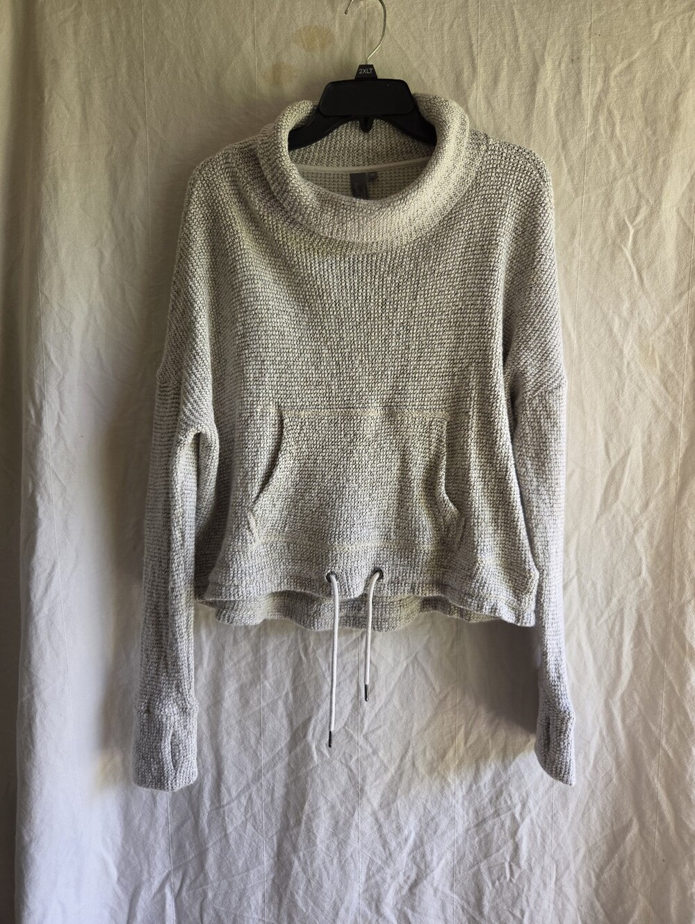 Sweaty Betty Mock Neck Long Sleeve Cropped Sweatshirt Womens M Cream Athletic
